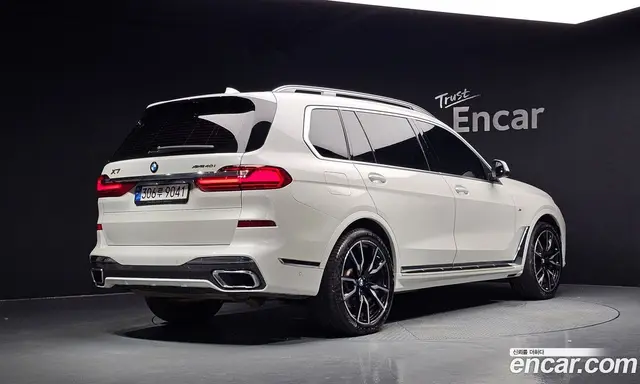 BMW X7 2022 3.0 автомат (гидро), миниатюра 2