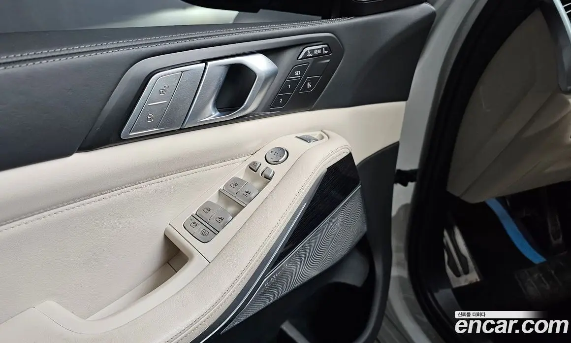 BMW X7 2022 3.0 автомат (гидро), фото 28