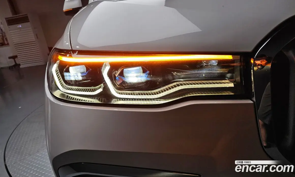 BMW X7 2022 3.0 автомат (гидро), фото 8