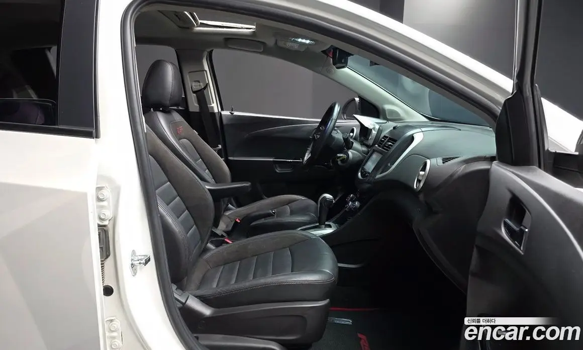 Chevrolet Aveo 2014 1.4 автомат (гидро), фото 16