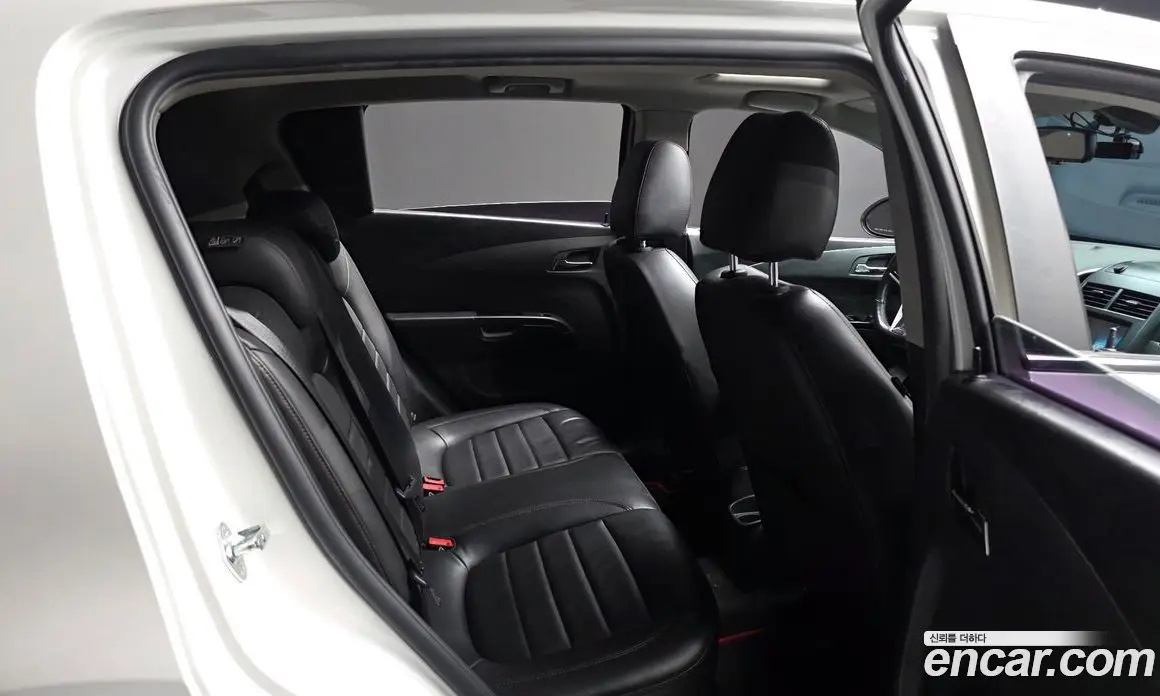 Chevrolet Aveo 2014 1.4 автомат (гидро), фото 18