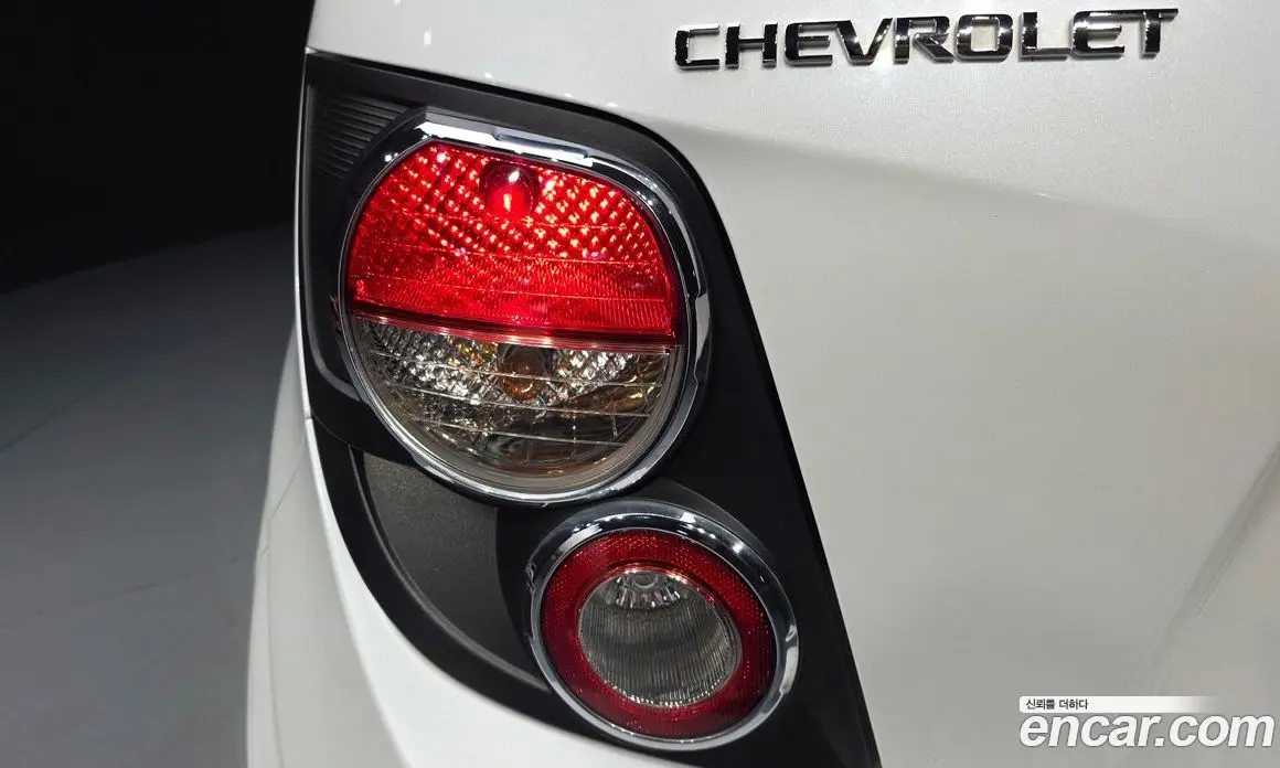 Chevrolet Aveo 2014 1.4 автомат (гидро), фото 9