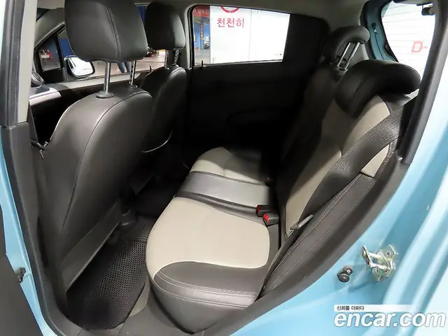 Chevrolet Spark 2012 1.0 автомат (гидро), миниатюра 7