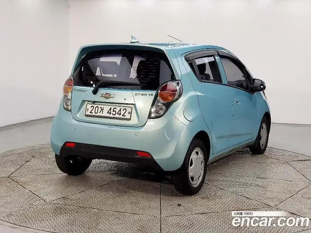 Chevrolet Spark 2012 1.0 автомат (гидро), миниатюра 4