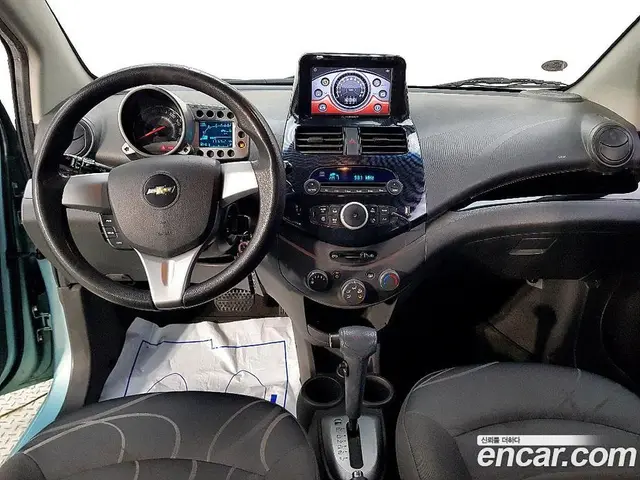 Chevrolet Spark 2012 1.0 автомат (гидро), миниатюра 5