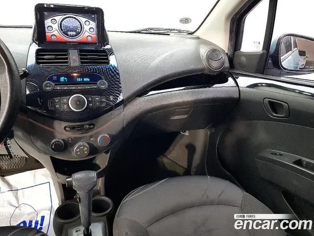 Chevrolet Spark 2012 1.0 автомат (гидро), миниатюра 10