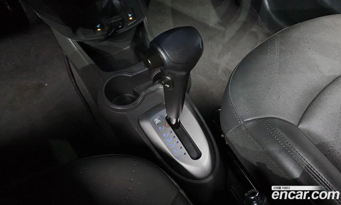 Chevrolet Spark 2014 1.0 автомат (гидро), фото 12