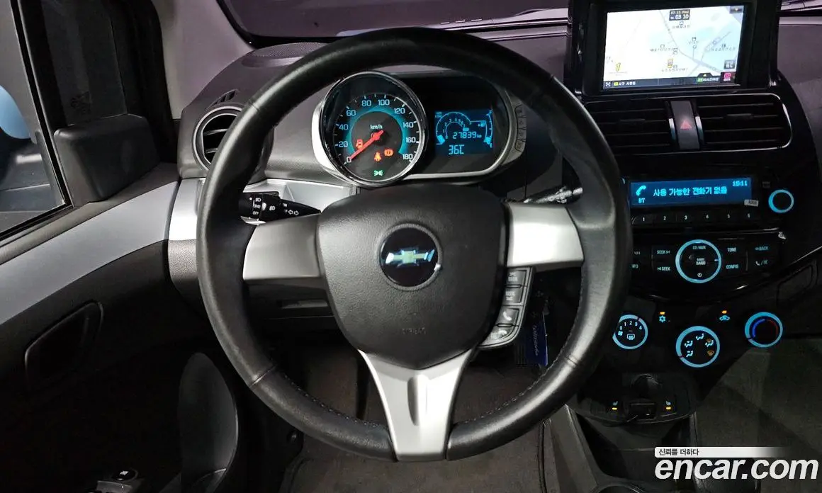 Chevrolet Spark 2014 1.0 автомат (гидро), фото 19