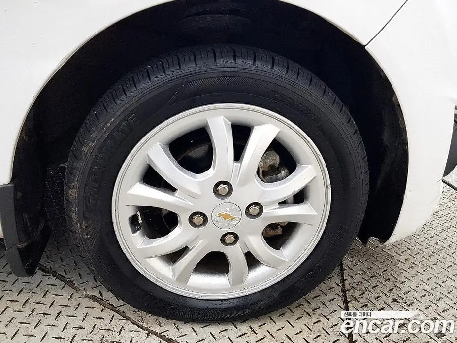 Chevrolet Spark 2014 1.0 автомат (гидро), фото 20