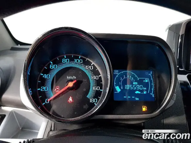 Chevrolet Spark 2014 1.0 автомат (гидро), миниатюра 7