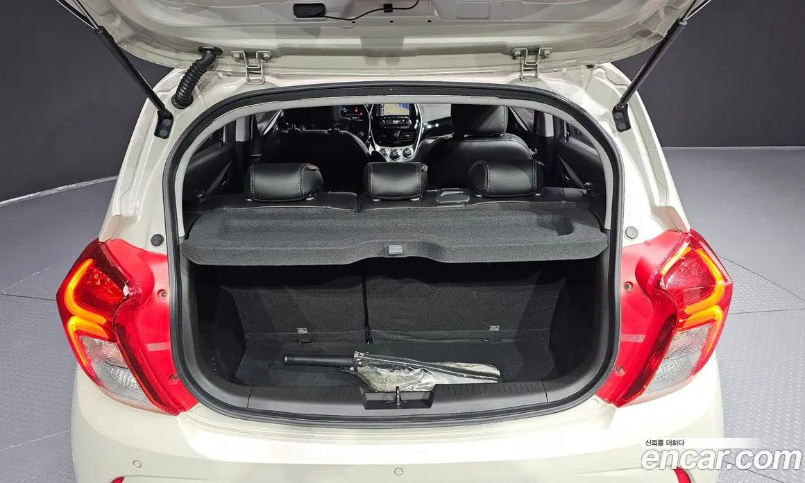 Chevrolet Spark 2016 1.0 автомат (гидро), фото 20