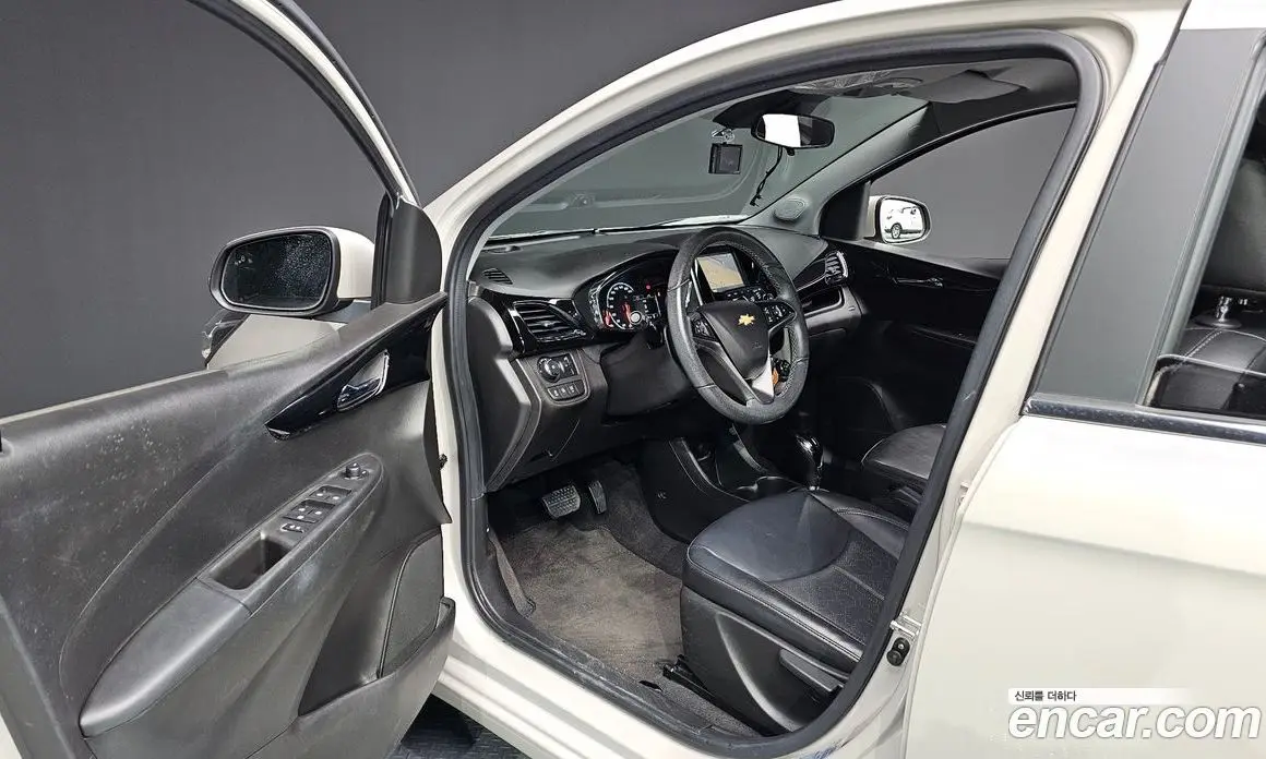 Chevrolet Spark 2016 1.0 автомат (гидро), фото 10