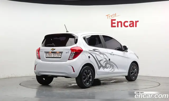 Chevrolet Spark 2017 1.0 автомат (гидро), миниатюра 2