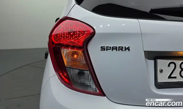Chevrolet Spark 2017 1.0 автомат (гидро), миниатюра 9