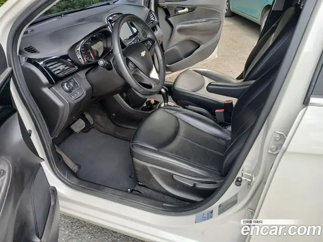 Chevrolet Spark 2018 1.0 автомат (гидро), миниатюра 10