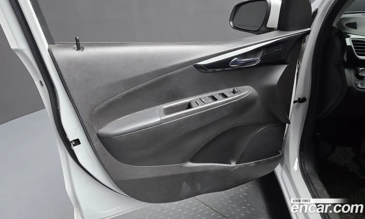 Chevrolet Spark 2019 1.0 автомат (гидро), фото 14