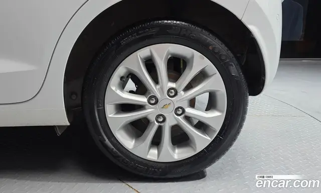 Chevrolet Spark 2019 1.0 автомат (гидро), миниатюра 7