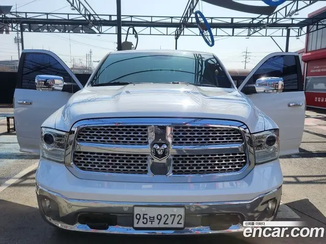 Dodge Ram Pick Up 2014 5.7 автомат (гидро), миниатюра 2