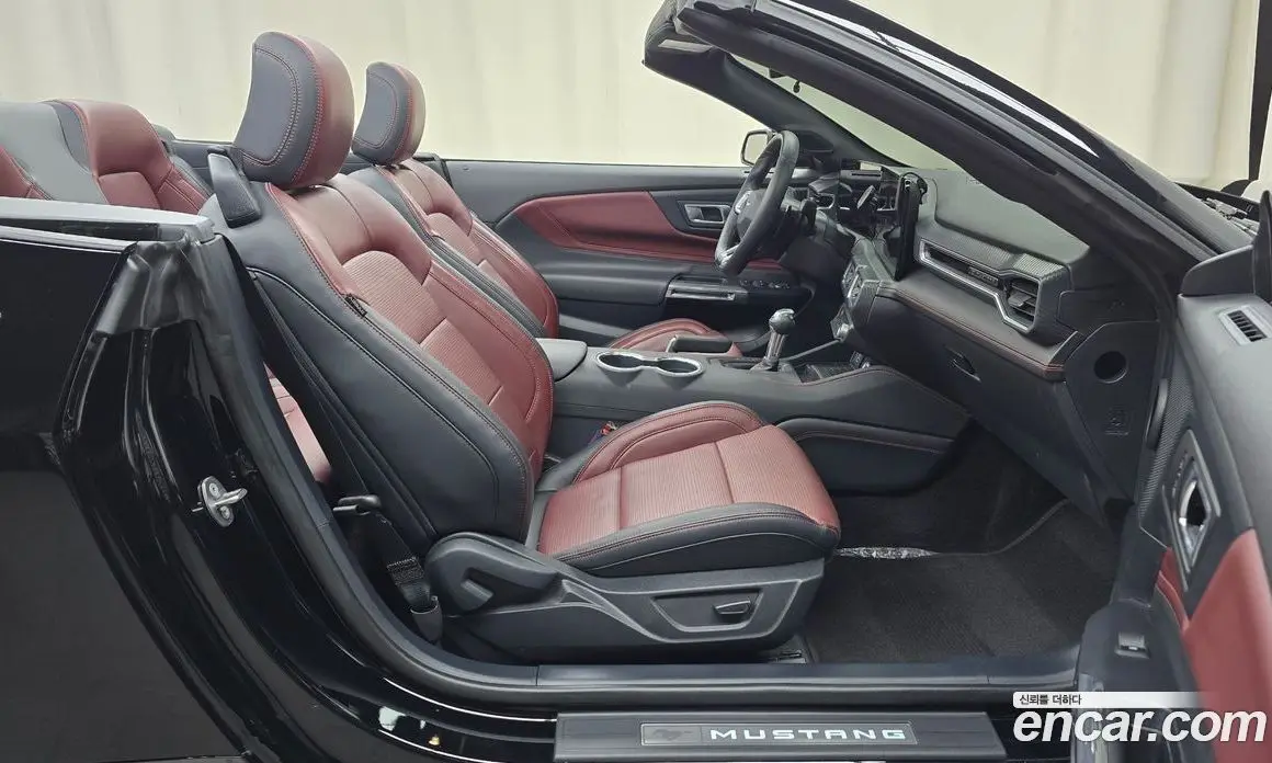 Ford Mustang 2024 5.0 автомат (гидро), фото 11