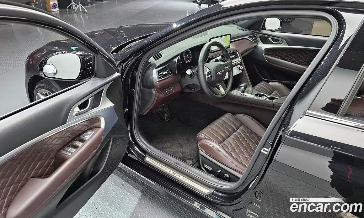 Genesis G70 2023 2.5 автомат (гидро), фото 11 Genesis G70 2023 2.5 автомат (гидро), фото 11