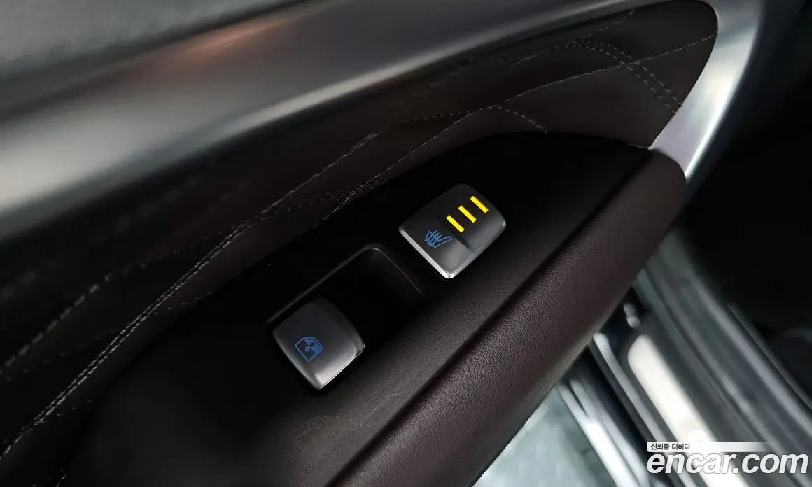 Genesis G70 2023 2.5 автомат (гидро), фото 17 Genesis G70 2023 2.5 автомат (гидро), фото 17