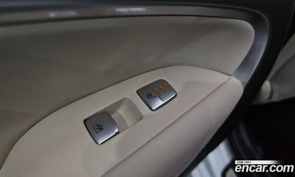 Genesis G70 2024 2.5 автомат (гидро), фото 28