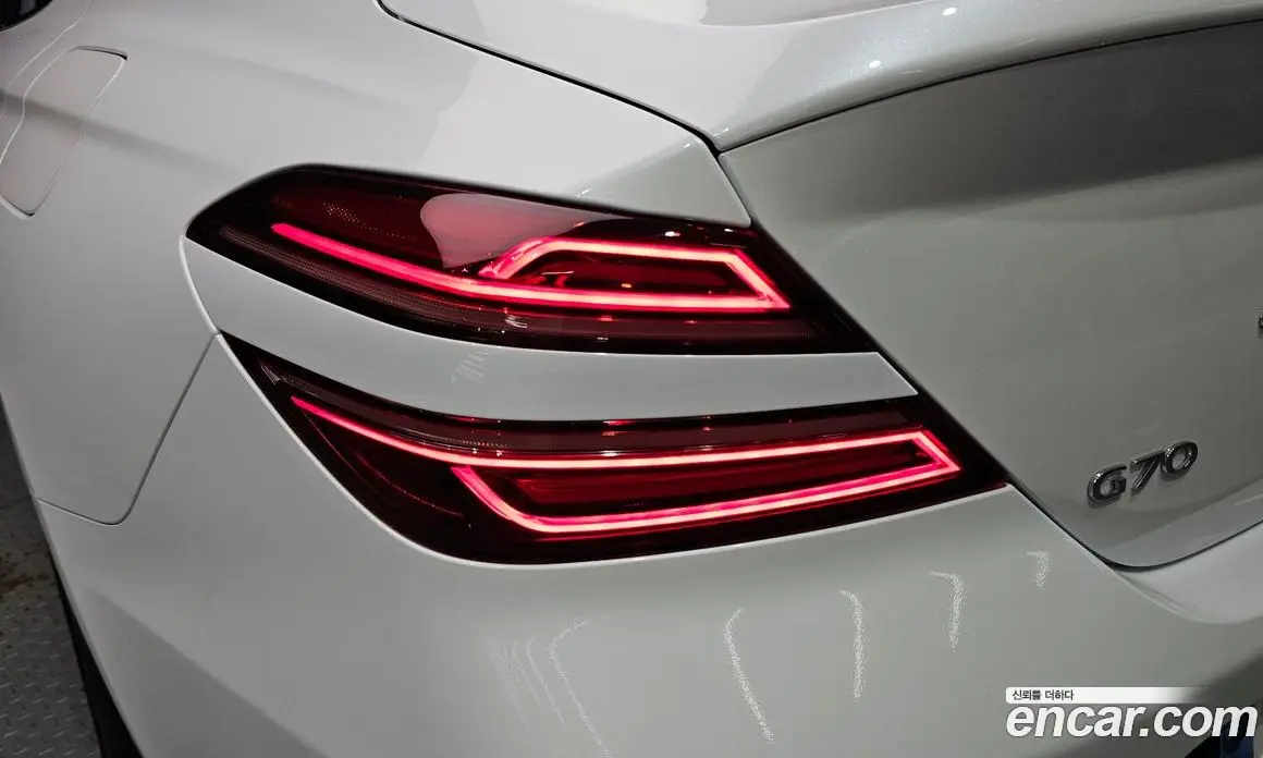Genesis G70 2024 2.5 автомат (гидро), фото 9