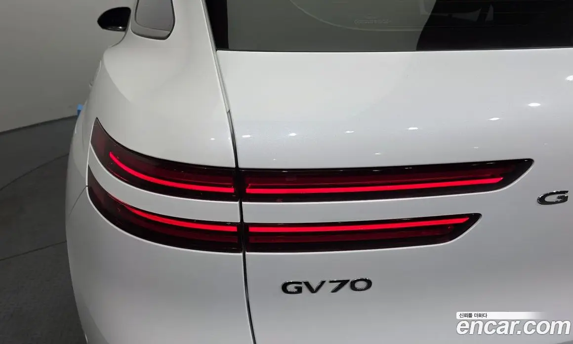 Genesis GV70 2021 2.5 автомат (гидро), фото 9