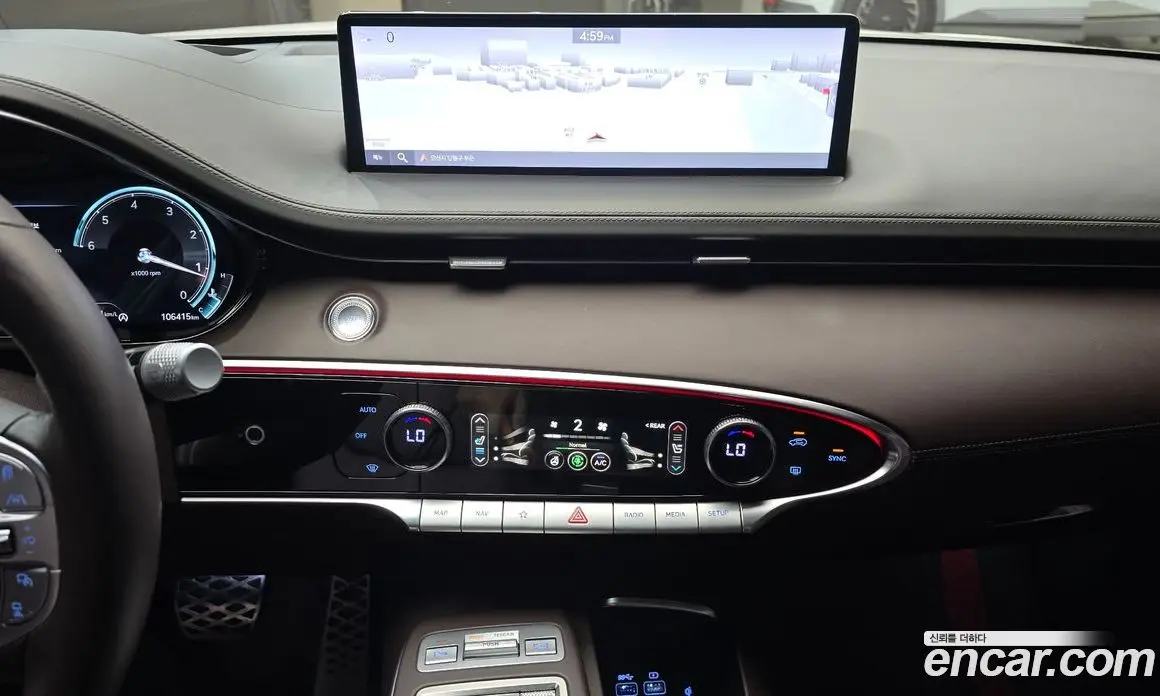 Genesis GV70 2021 2.2 автомат (гидро), фото 26