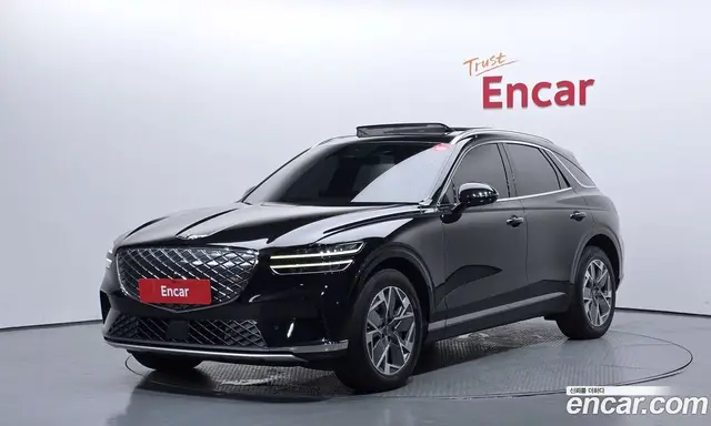 Genesis GV70 2022 0.1 автомат (гидро), миниатюра 1