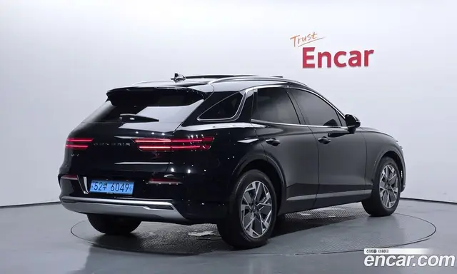 Genesis GV70 2022 0.1 автомат (гидро), миниатюра 2