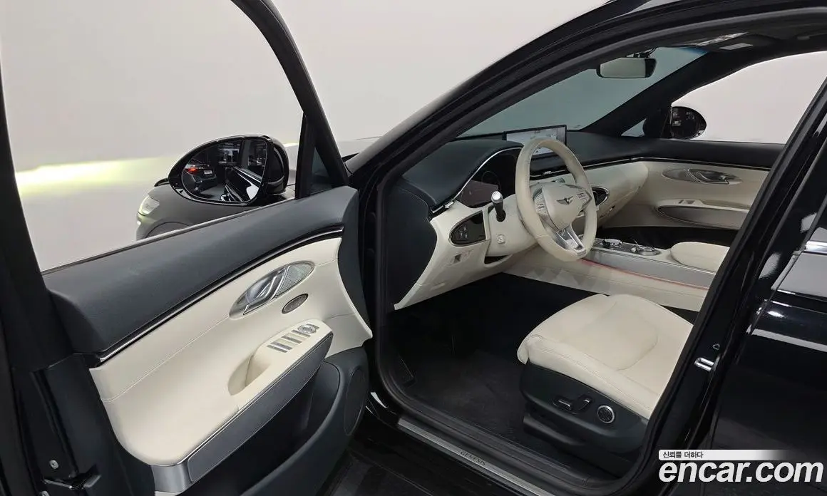 Genesis GV70 2022 0.1 автомат (гидро), фото 13