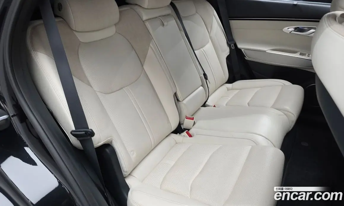 Genesis GV70 2022 0.1 автомат (гидро), фото 16