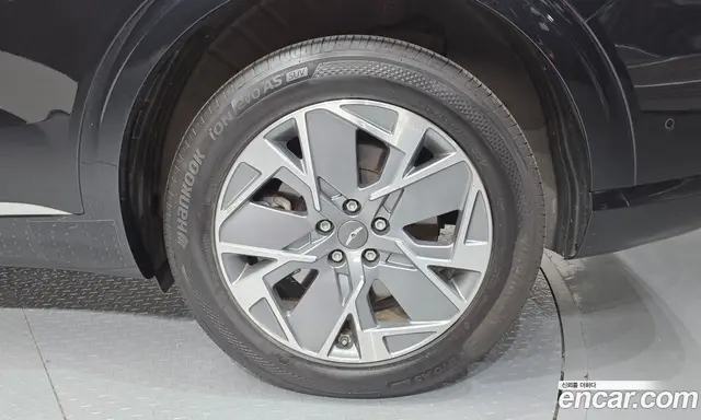 Genesis GV70 2022 0.1 автомат (гидро), миниатюра 7