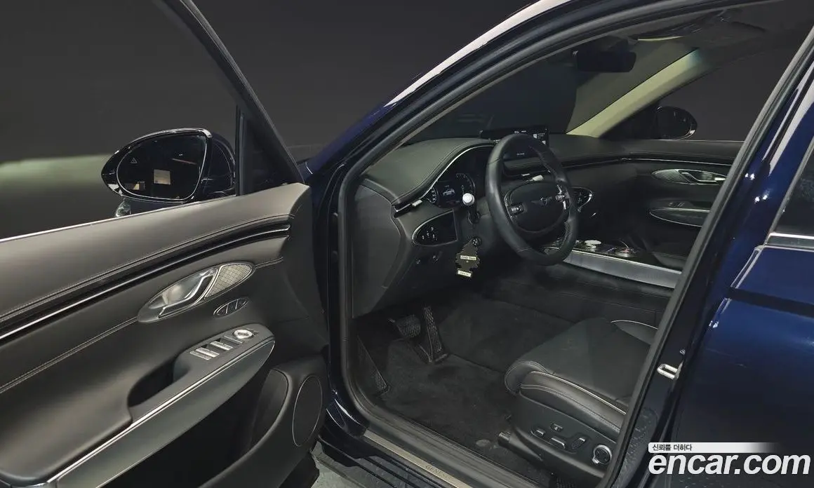 Genesis GV70 2023 2.5 автомат (гидро), фото 13