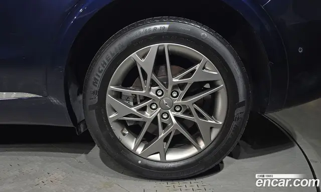Genesis GV70 2023 2.5 автомат (гидро), миниатюра 7