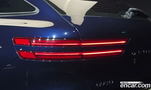 Genesis GV70 2023 2.5 автомат (гидро), миниатюра 9