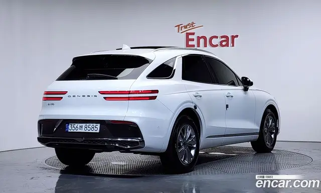 Genesis GV70 2025 2.5 автомат (гидро), миниатюра 2