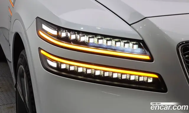 Genesis GV80 2024 2.5 автомат (гидро), миниатюра 8