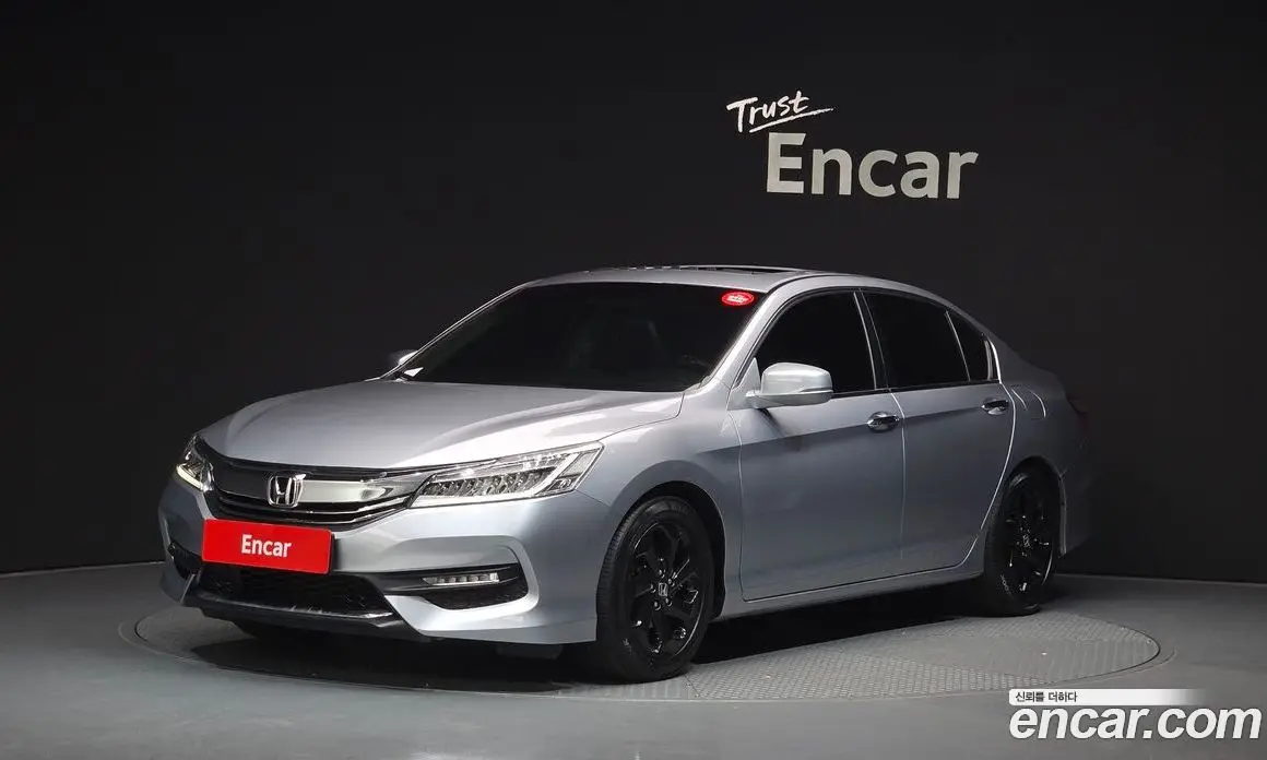 Honda Accord 2016 2.4 автомат (гидро), фото 1 Honda Accord 2016 2.4 автомат (гидро), фото 1