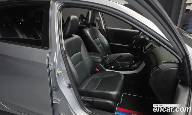 Honda Accord 2016 2.4 автомат (гидро), миниатюра 12