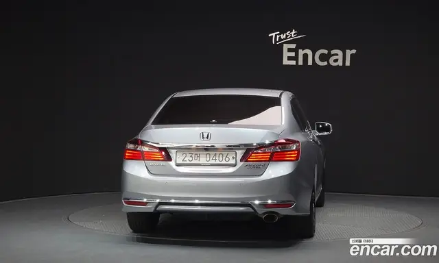 Honda Accord 2016 2.4 автомат (гидро), миниатюра 4 Honda Accord 2016 2.4 автомат (гидро), миниатюра 4