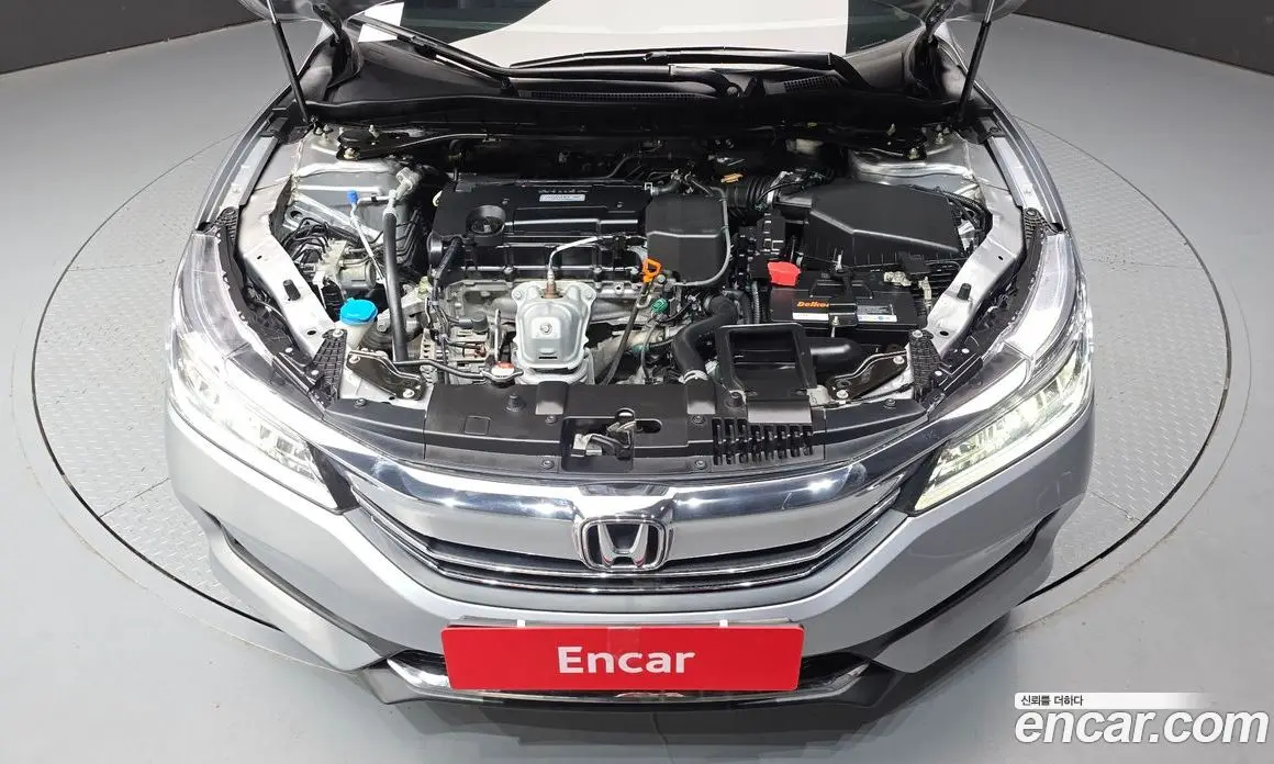 Honda Accord 2016 2.4 автомат (гидро), фото 6 Honda Accord 2016 2.4 автомат (гидро), фото 6