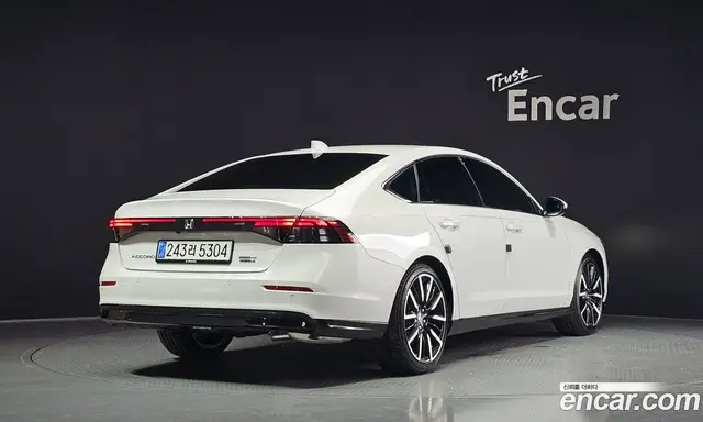 Honda Accord 2025 2.0 автомат (гидро), миниатюра 2