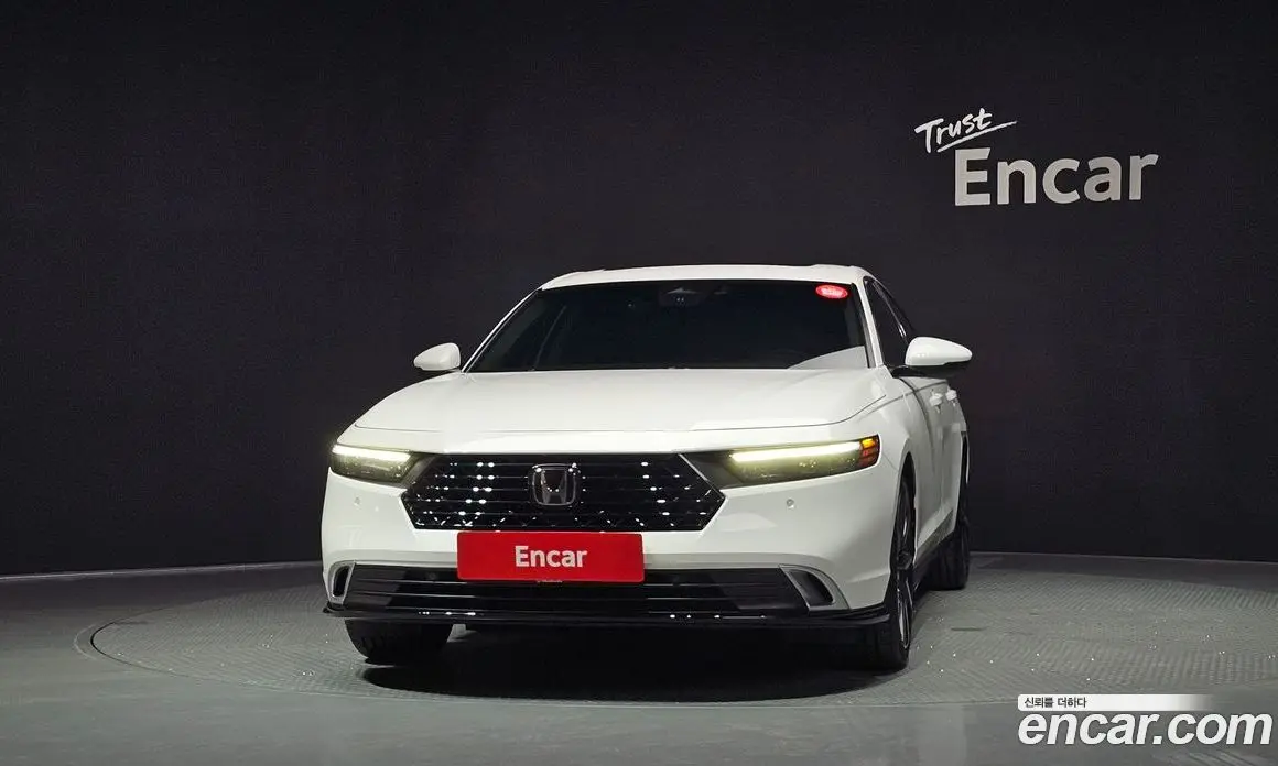 Honda Accord 2025 2.0 автомат (гидро), фото 3