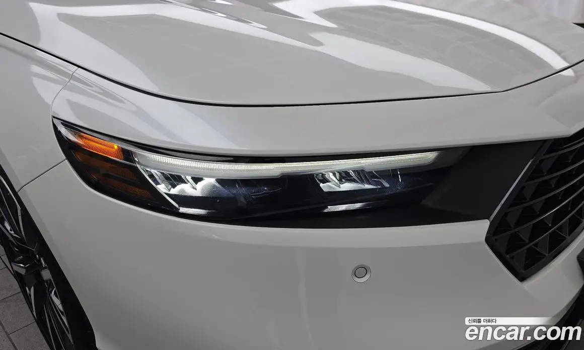 Honda Accord 2025 2.0 автомат (гидро), фото 8