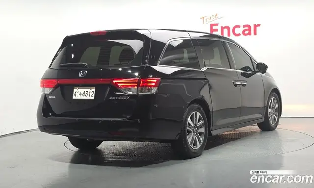 Honda Odyssey 2015 3.5 автомат (гидро), миниатюра 2
