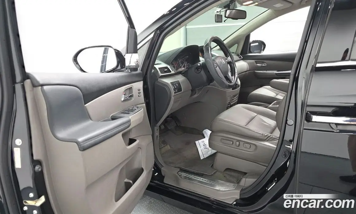 Honda Odyssey 2015 3.5 автомат (гидро), фото 10
