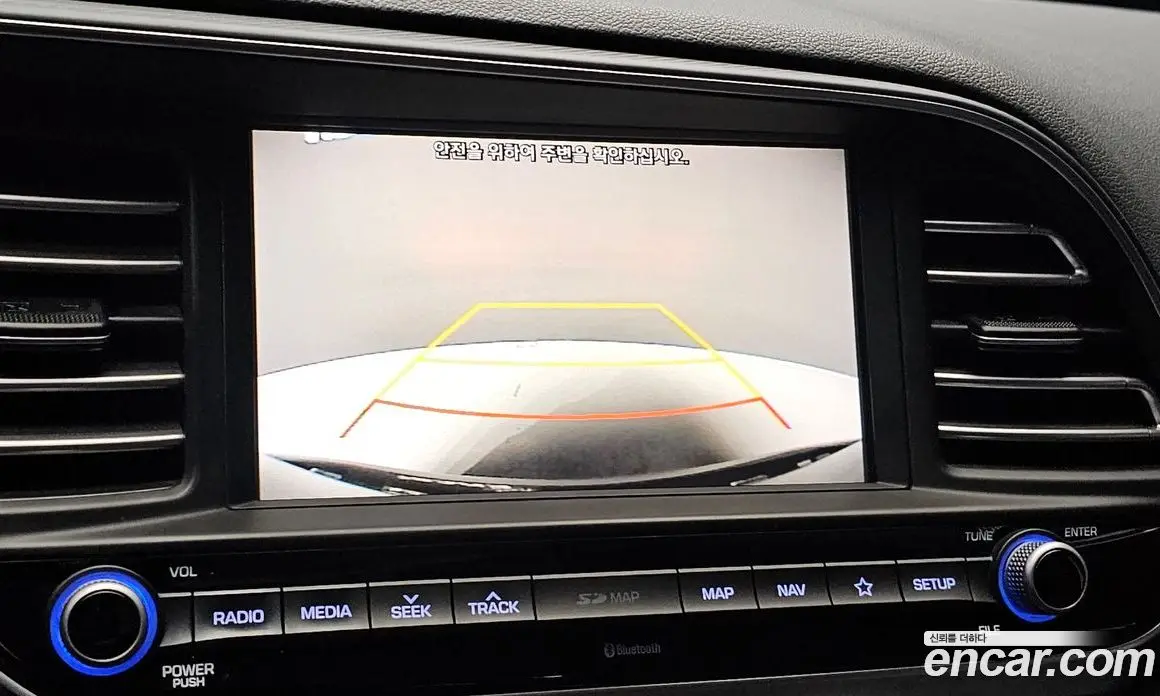 Hyundai Avante 2019 1.6 автомат (гидро), фото 15