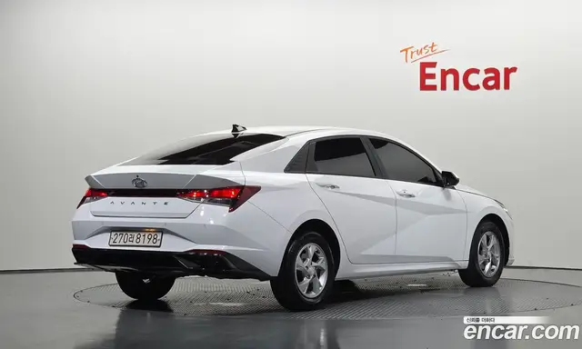 Hyundai Avante 2020 1.6 автомат (гидро), миниатюра 2